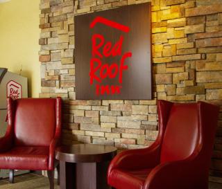 Red Roof Inn Aberdeen - 1