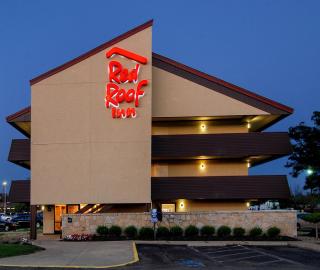 Red Roof Inn Akron - Akron - 4