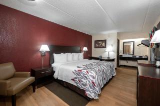 Red Roof Inn Champaign - University - Champaign - 3