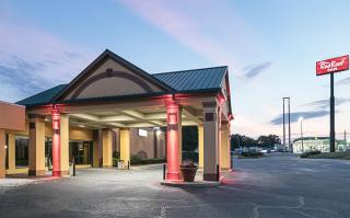 Red Roof Inn Forsyth - Forsyth - 4