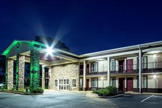 Red Roof Inn & Suites Greenwood, SC - Greenwood - 3