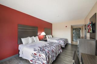 Red Roof Inn & Suites Austin East - Manor - 2