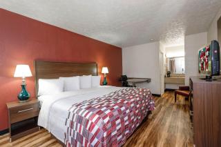 Red Roof Inn Edgewood - Edgewood - 3