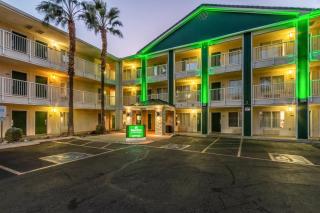 Studio 51 Extended Stay Hotel - 8