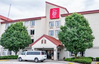Red Roof Inn & Suites Indianapolis Airport - Indianápolis - 0