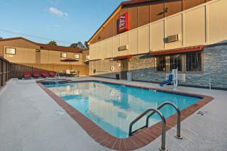 Red Roof Inn PLUS+ Huntsville - Huntsville - 1
