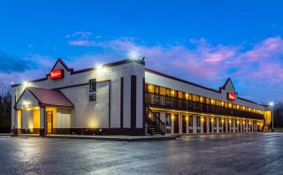 Red Roof Inn Scottsburg - 4