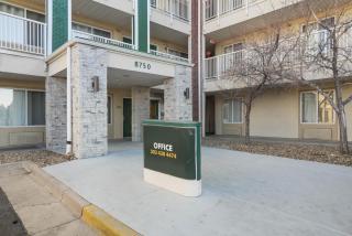 HomeTowne Studios by Red Roof Denver - Thornton - Thornton - 8