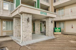 HomeTowne Studios by Red Roof Denver - Airport/Aurora - 8