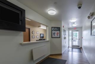 HomeTowne Studios by Red Roof Columbus - 0