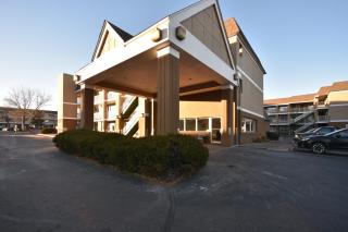 HomeTowne Studios by Red Roof Denver - Lakewood West - Lakewood - 9