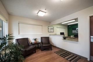 HomeTowne Studios by Red Roof Seattle - Kent/Des Moines - 2
