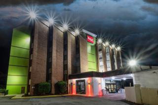 Red Roof Inn & Suites Macon - Macon - 8