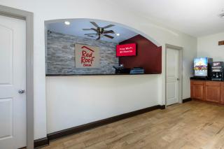 Red Roof Inn Columbus, MS - 8