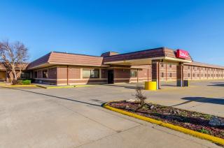 Red Roof Inn & Conference Center Wichita Airport - Wichita - 8