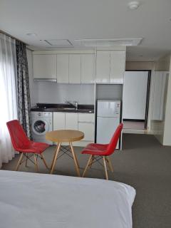Dream Jeju Hotel - Seogwipo - 5