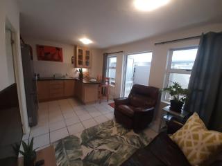 Malachite Mews - Centrally Located Cosy Apartment In Knysna - Knysna - 2