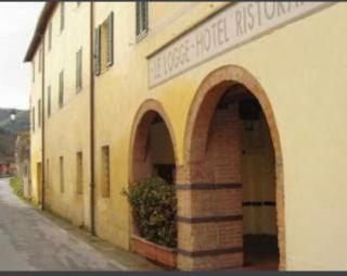 Hotel Le Logge - Rosia - 0