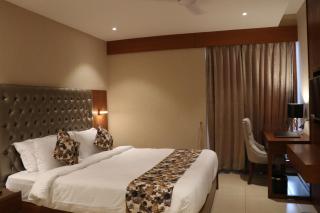 SK Lords Inn Ahmedabad - 1