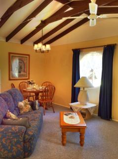 Curtis Cottage - Tamborine Mountain - 3