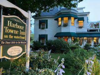 Harbour Towne Inn on the Waterfront - Boothbay Harbor - 8