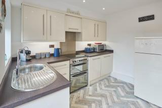 Host & Stay - The Cottage, Marske - 1