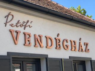 Petőfi Vendégház - 9