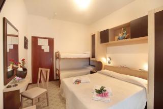 Hotel Abarth - Cesenatico - 4