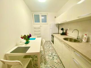 Uptown Girl - Belgrado - 3
