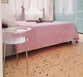 Accogliente Casa Indipendente con Wi-Fi Gratuito, a Due Passi dal Centro e dalle Attrazioni - Ravenne - 4