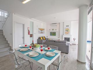 Villa Olive Bronze, Luxurious 2Bdr With Pool, Close To Protaras Strip And Beach - 2
