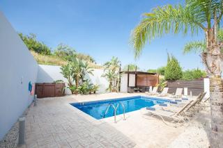 Villa Kanthos - Beautiful 4 Bedroom Protaras Villa With Pool - Close To The Beach - Protaras - 9