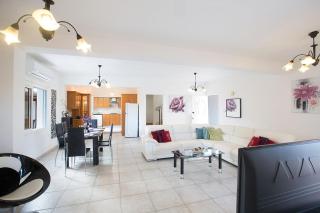 Villa Kavo Sunshine - Beautiful 3 Bedroom Protaras Villa With Private Pool - Close To The Beach - 2