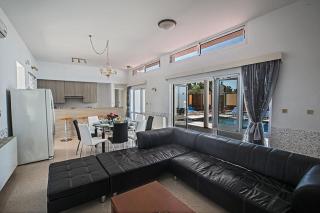 Villa Mavris - Lovely 4 Bedroom Villa With Private Pool In Central Ayia Napa - 6