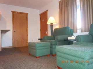 High Country Motel - 6