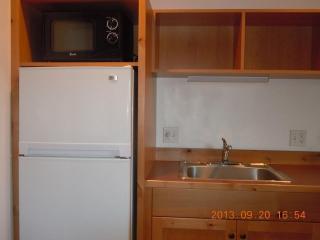 High Country Motel - 3