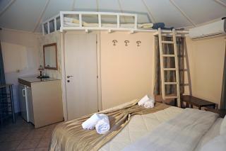 Chrissa Camping Rooms & Bungalows - Delfi - 2