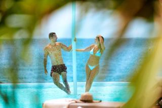Alexandra Elegance Bridging Generations - Potos - 9