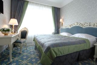 Olympic Hotel - Kiev - 4