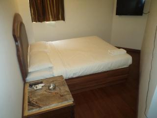 Lords Eco Inn Gandhidham - 6