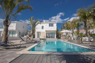 Villa Adaman - Stunning 3 Bedroom Seafront Villa With Pool - Close To The Beach - Agia Napa - 3