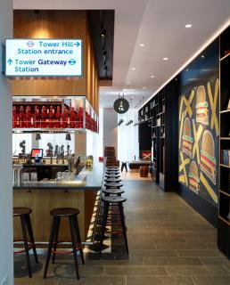 citizenM Tower of London - 1