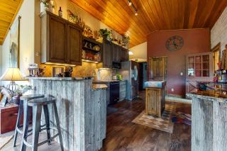 Yellowtail Home in the Meadow - Big Sky - 5