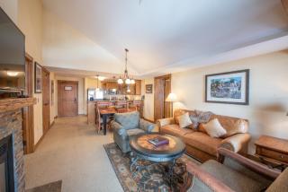 Top Floor 2 bedroom Condo in Mountaineer Square- Slopeside condo - Crested Butte - 7