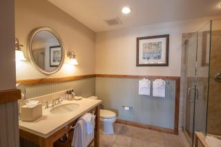 Updated 1 Bedroom Condo in Mountaineer Square condo - 2