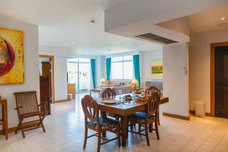 Waterfront Suites Phuket by Centara - Strand Karon - 8