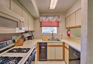 Townhome with Balcony Less Than 1 Mi to Wildwood Crest BCH! - Wildwood Crest - 1