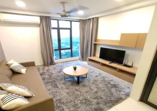 Suites at 1Tebrau - 8