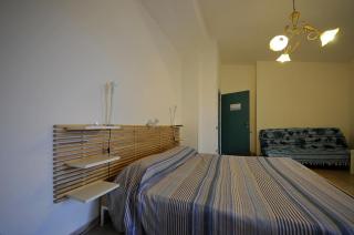 A La vue chambre BAGNO CONDIVISO SHARED BOTH2piano no lift no navetta a pagamento aria condizionata ed extra bed 3 MINUTI A PIEDI DA BUS PER FIERA DI ROMA - Fiumicino - 1