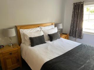 Bridge Farm Hotel - Leeds - 5